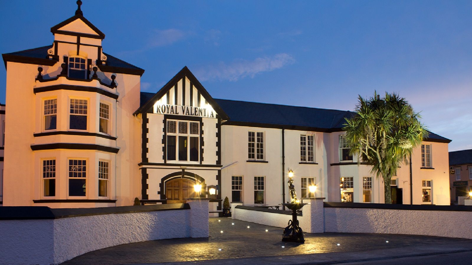 The Royal Valentia Hotel 